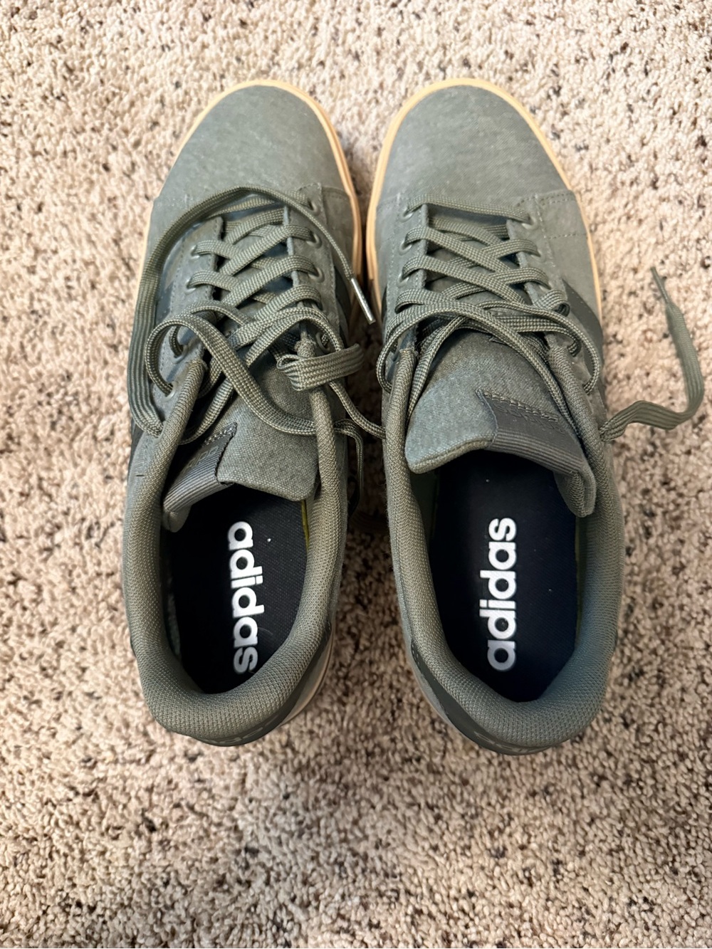 Adidas Men's Olive Green Casual Sneaker with Gum Sole size 11 - Picture 2 of 6